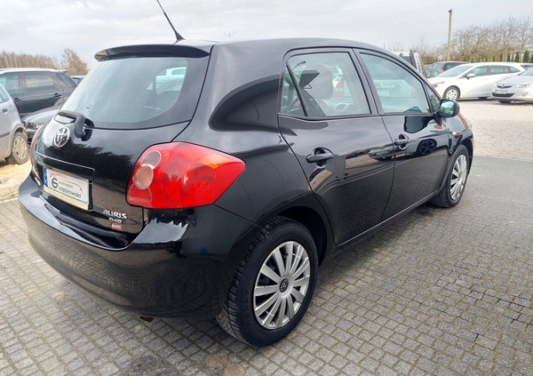 Toyota Auris cena 15900 przebieg: 256000, rok produkcji 2007 z Jarocin małe 154